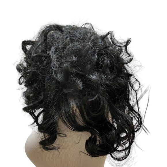 New without Tags Adult Size Black Curly Hair Wig - Picture 1 of 8